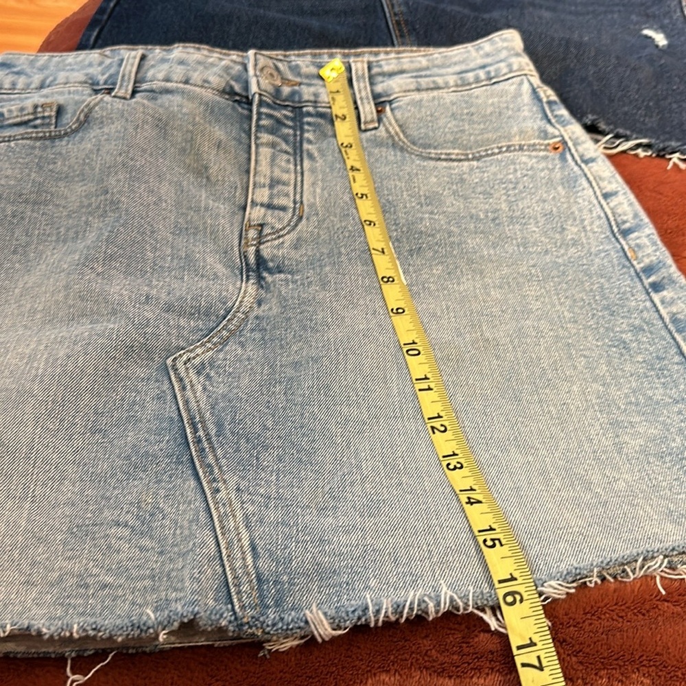 Jean skirts size 4 white washed and dark denim - dark can fit xs- we can fit 4-6 - Picture 3 of 7
